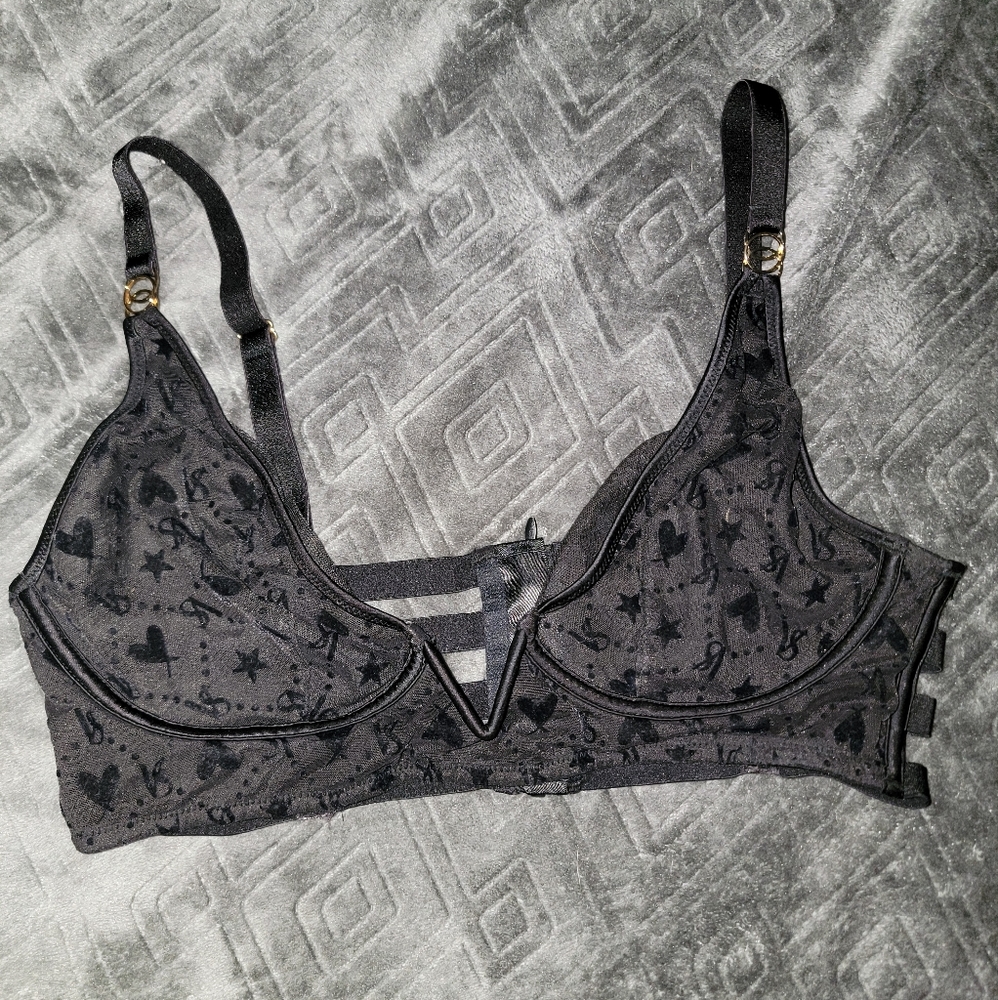 Victoria Secret bra